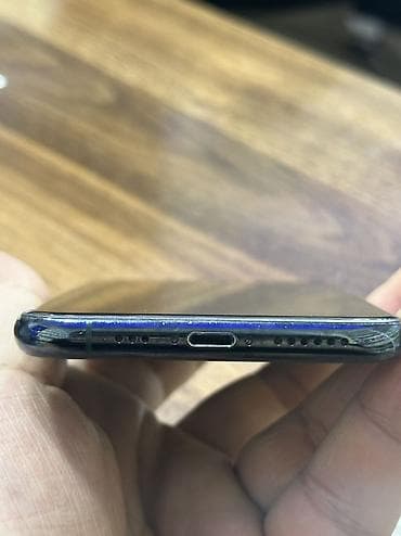 iphon 8 plus: IPhone 11 Pro, 256 GB, Matte Midnight Green, Barmaq izi, Simsiz şarj, Face ID — 8