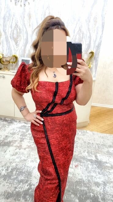 uzun qizil sirqalar: Yeni tikilib alqirmizi rengde canli daha qesengdi parcasi. 42_44 — 2