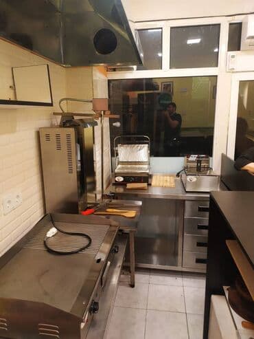 nefis döner masazir: Nəsimi rayonunda mərkəzdə gediş gəlişli yerdə dönərxana icarəyə — 2