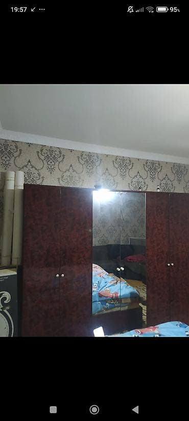 6 qapı, Güzgülü, Qəhvəyi, Digər material, Açılan, Düz dolab