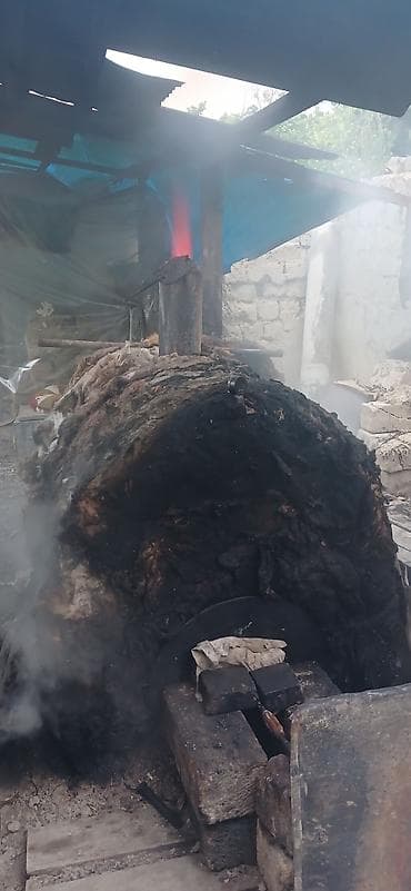 qida məhsulları: Kömür hazırlamaq üçün soba 25 kisə kömür verir yağlada işləyir — 2