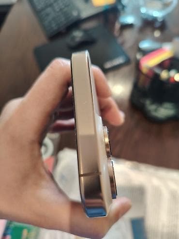 iphone 5 plata: IPhone 16 Pro Max, 256 GB, Desert Titanium, Zəmanət, Simsiz şarj, Face ID — 7