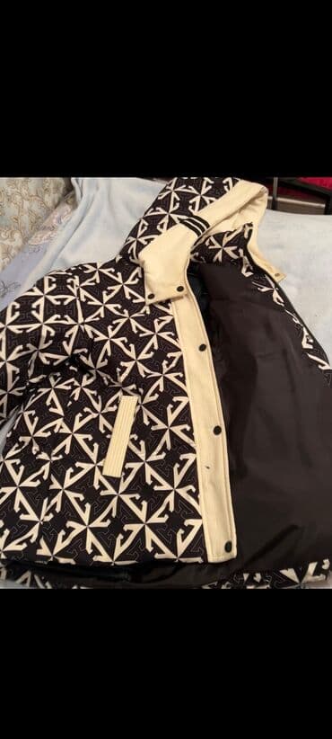 Верхняя одежда: Куртки — 2