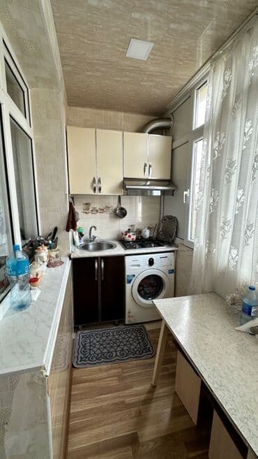 kirayə evlər içəri şəhər: 3 otaqlı — 10