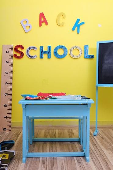 ekran ucun qara sekiller: Məktəb/təhsil mövzulu dekor və rekvizit komplekti Tərkib: - Açıq mavi — 7