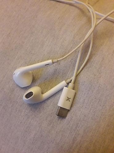 ucuz qulaqlıqlar: USB‑C naqilli qulaqlıq - Rəng: ağ - Naqil tipli, qulaq içi (earpods) — 1