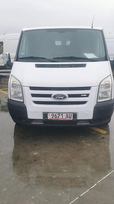Ford Transit: 2.2 l | 2008 il 260000 km Mikroavtobus