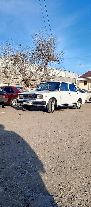 VAZ (LADA) 2107: 1.5 l | Sedan