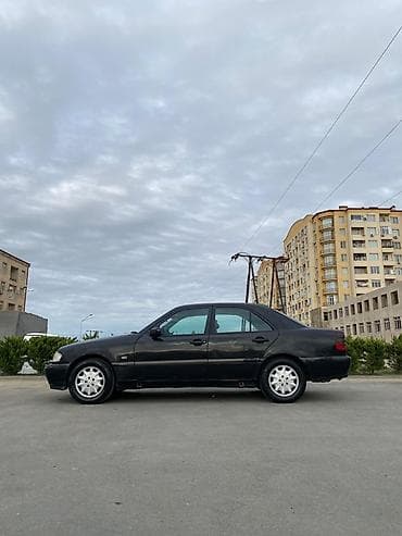 Мототранспорт: Mercedes-Benz C-Class sedan - Kuzov: 4 qapılı sedan, qara rəng - — 3