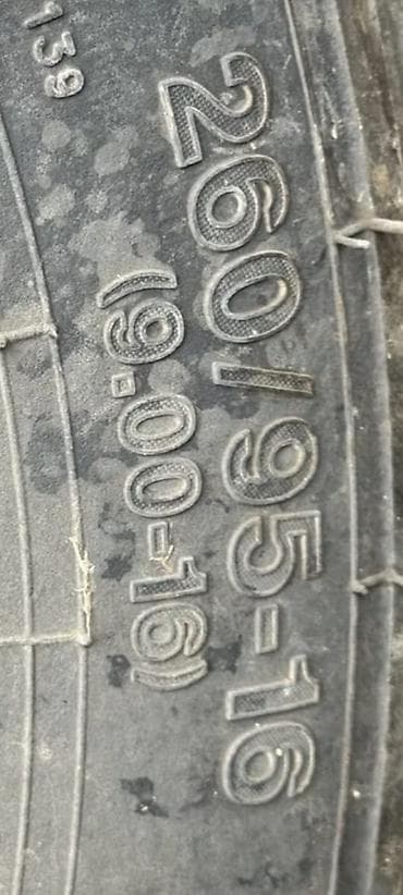 te 25 traktor: 8 dene 8 şpilkadu disk qarsıq biri 70 manata — 3