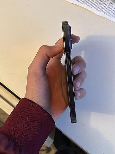 airpods pro: IPhone 13 Pro, 128 GB, Graphite — 4