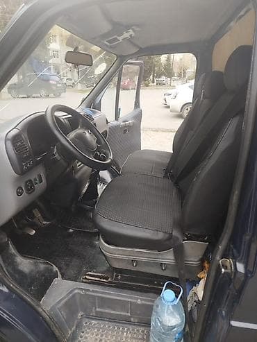 isuzu satisi: Ford Transit: 2.5 l | 2000 il 712008 km Van body type — 5