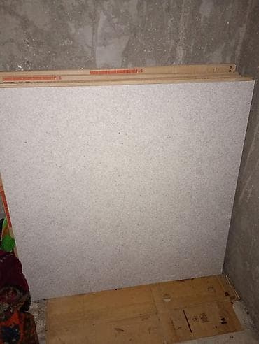 Tamet: Qiymət cüzi endirim olunacaq Ümumi 12kv-dir Eni Uzunluğu 1 metrin — 1