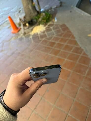 iphone 11 pro ekranı: IPhone 13 Pro, 128 GB, Sierra Blue, Face ID — 7