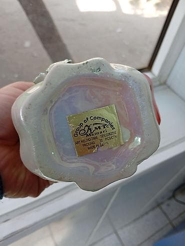 Güzgülər: Bir vaza, Keramika — 6