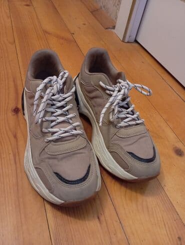 женские кроссовки без задников: Pull&Bear krossovka 90 azn alınıb - Model: chunky/snickers — 1