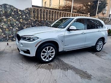 man sat: BMW X5: 2 l | 2017 il Ofrouder/SUV — 9