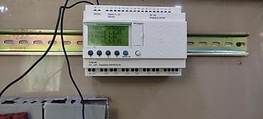 universal pult kodlari: Schneider Electric Zelio Logic – SR3 B262BD PLC (programmabla edilə — 3
