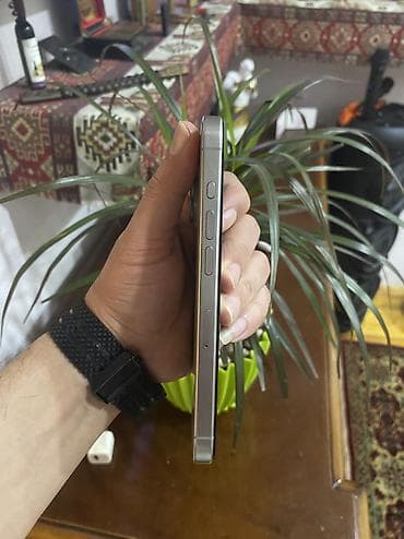 google pixel 5: IPhone 15 Pro, 128 GB, Natural Titanium — 5