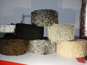 qadınlar üçün helsinki papaqları: Kisi papagı 
quzu derisindendi
her rengi var
sifarisle hazırlanır — 1