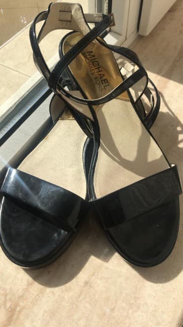 Ölçü: 36, rəng - Qara, Yeni