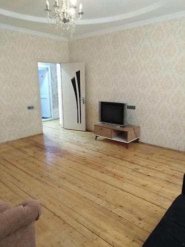 lenkeranda satilan evler: 2 otaqlı mənzil – tam təchizatlı - Geniş zal: kristal çilçıraq — 1