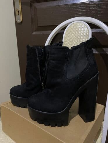 qara mokasinlər: Ölçü: 37, rəng - Qara, İşlənmiş — 2