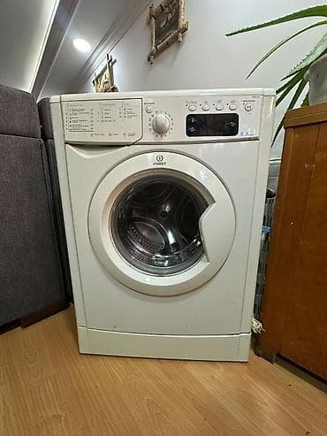 Elektronika: Paltaryuyan maşın Indesit, 5 kq, İşlənmiş, Avtomat, Qurutma var, Kredit yoxdur, Ünvandan götürmə, Ödənişli çatdırılma — 1