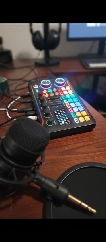 ucuz monitor: TİK TOK CANKİ YAYİM UCUN aparat Ses karti mikrafin isiq Podcast və — 1