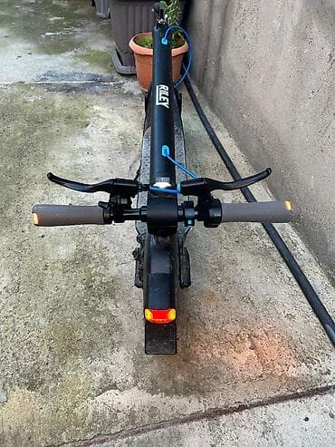 İşlənmiş Elektrik samokat 8", 501 - 750 Vt, 16 - 25 km/s — 6