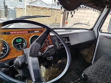 m50 satışı: ZİL : 4.7 l | 2000 il 177000 km — 9