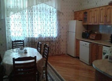 продажа недвижимости в баку: Geniş və işıqlı mənzil interyeri - Geniş dəhliz: Uzun koridor, ağ — 3