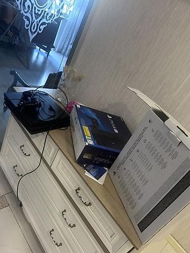Playstation 4 Pro ideal tam iwlek ful kamplekt at lalafo.az Playstation 4 Pro ideal tam iwlek ful kamplekt