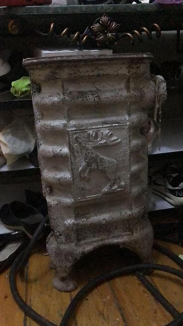 Döküm metal soba/peç - Material: qalın divarlı çuqun (döküm metal) -