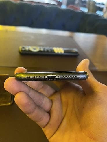 IPhone 11, 64 GB, Qara, Face ID, Simsiz şarj, Zəmanət — 2