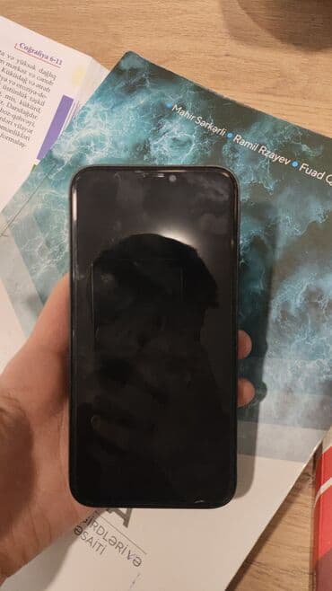 Бытовая техника: IPhone X, 64 ГБ, Черный, Face ID — 1