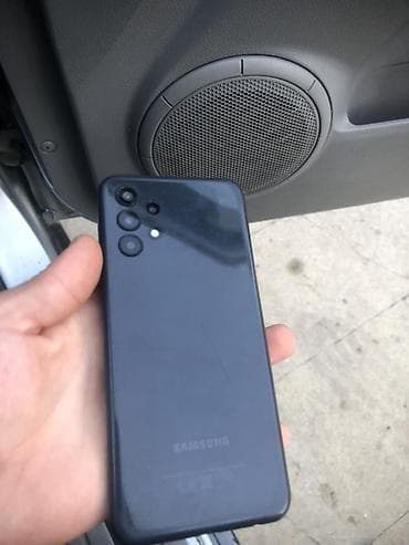 13 mini iphone: Samsung 64 GB, rəng - Qara, Qırıq — 2