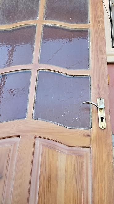 ucuz plastik qapi pencere: Şüşəli taxta qapı - Material: təbii ağac (şam ağacına bənzər — 2