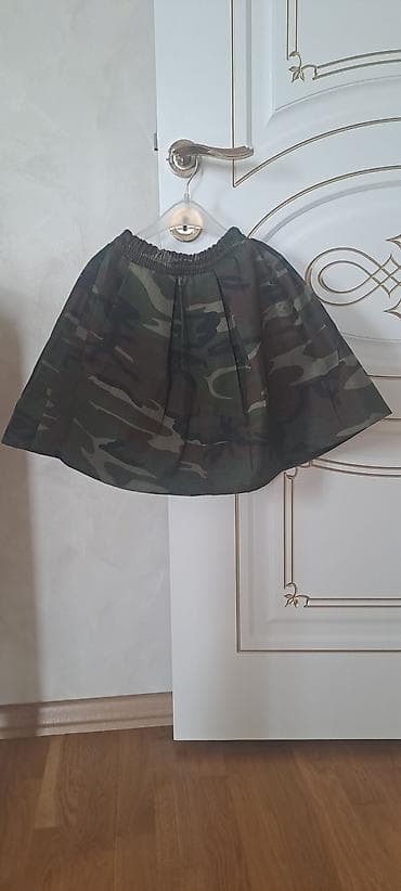 usaqlar ucun herbi geyimler: Uşaq herbi geyimi 1defe geyinilib . Standart olcu - Model: qoltuqaltı — 1