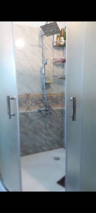 xutor kiraye: Səbail rayonu,Azneft dairəsi yaxınlığında,6 nömrəli məktəbin — 13