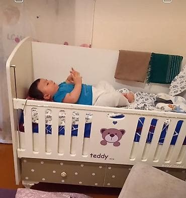 şaxta baba: Oğlan və qız üçün, Yeni, Dördbucaq, Beşik, Dəstsiz, Matras ilə, Yellənmə mexanizmi ilə — 2