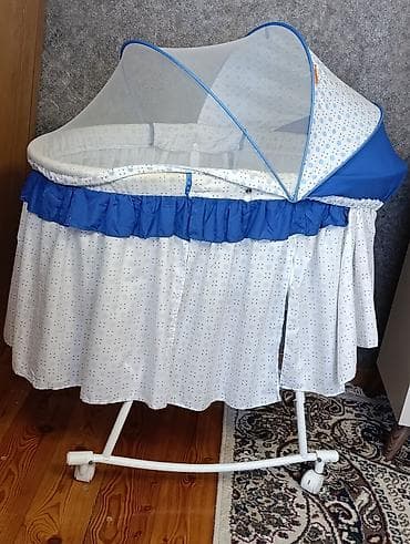 Çıxarıla bilən beşikli araba, Yaş: 1-6 ay