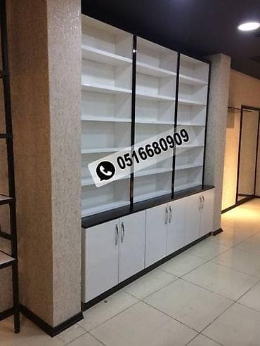 Vitrin rəflərin yığılması