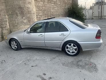 kompressor mercedes: Mercedes-Benz C 230: 2.3 l | 2000 il Sedan — 8