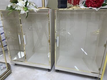 xonca şekilleri: 5 ədəd xonça. 2-si şkaf model. Şkaf modellər kirayədə olmayıb. Qızılı — 2