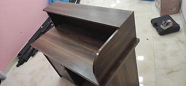 Офисная мебель на заказ: Ofis resepsiyon/iş masası – qəhvəyi ağac teksturalı MDF-laminate — 2