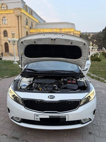 kia caren 2012: Kia Cerato: 1.6 l | 2017 il Sedan — 9