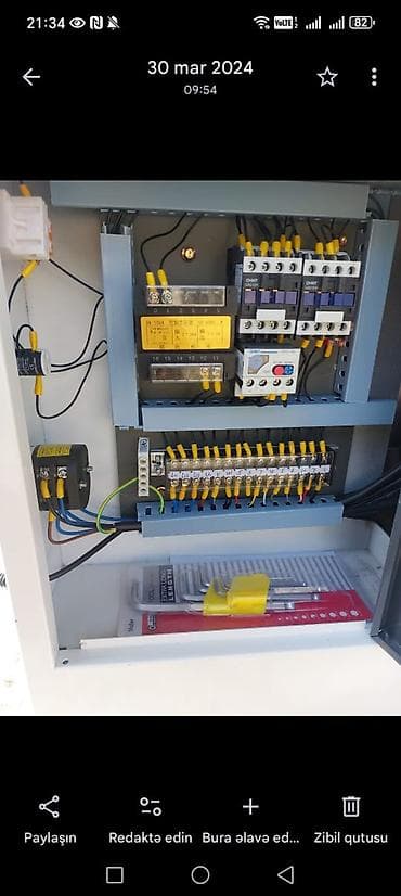 Sənaye elektrik idarəetmə paneli - 3 fazalı sistemlər üçün yığılmış