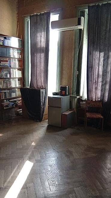 hovsanda kirayə ev: Ünvan: Sahil m/s yaxınlığı, Yusif Məmmədəliyev küç. 4 (Azərbaycan — 2