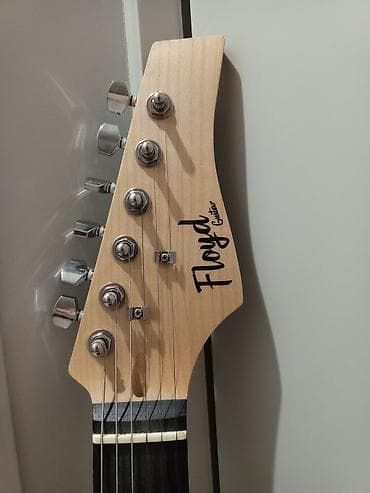 elekt: 🎸 Satılır: Floyd EGS111 Elektro Gitar — Demək olar Yeni! 🎸 Yanvar — 2